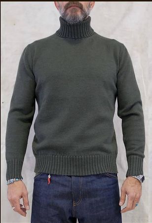 Hen's Teeth Rollkragenpullover