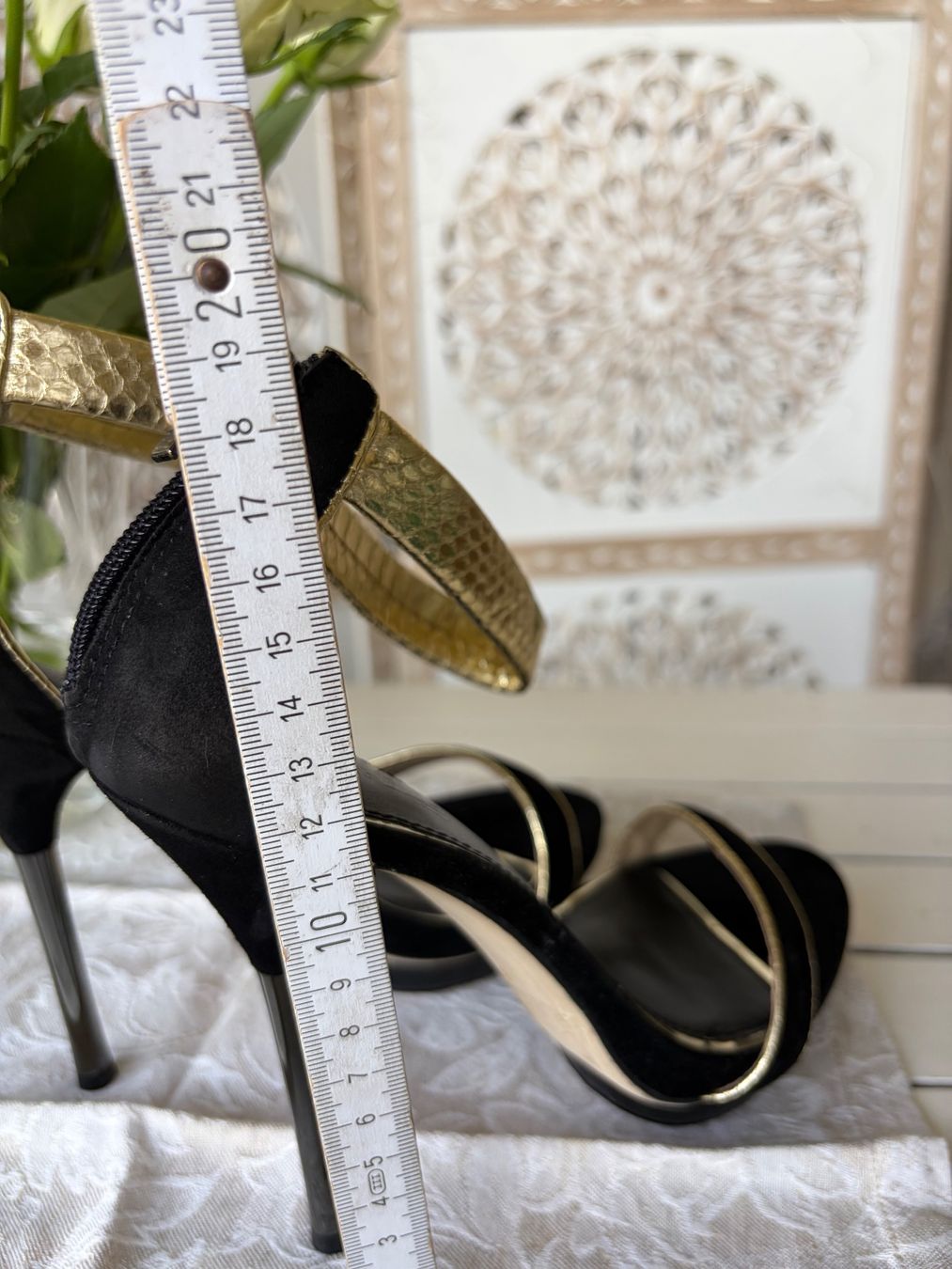 Scarpe da donna: Sandalette, Gr. 37, Schwarz-gold – Nuovo (secondo la descrizione) da Richterswil venduto da koe_n6fl 3