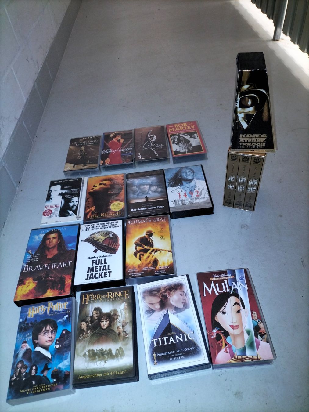 Alle VHS: Diverse Filme video – Gebraucht aus Beringen von tan_b56y