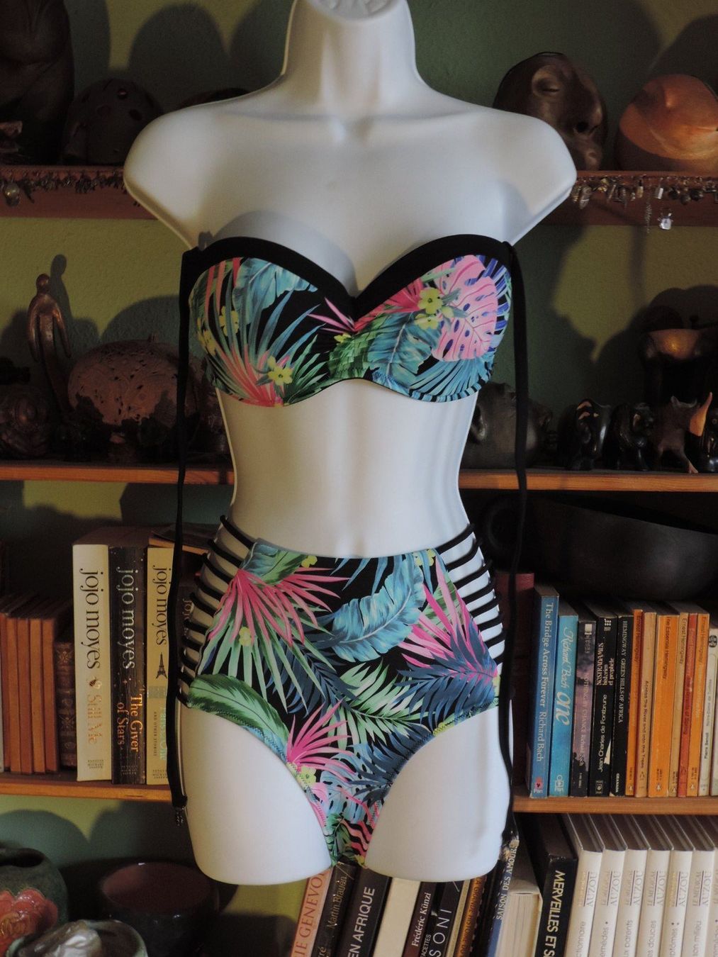 Costumi da bagno & Bikini: maillots de bain fleurs exotiques – Usato da Genève venduto da Axelle333 4