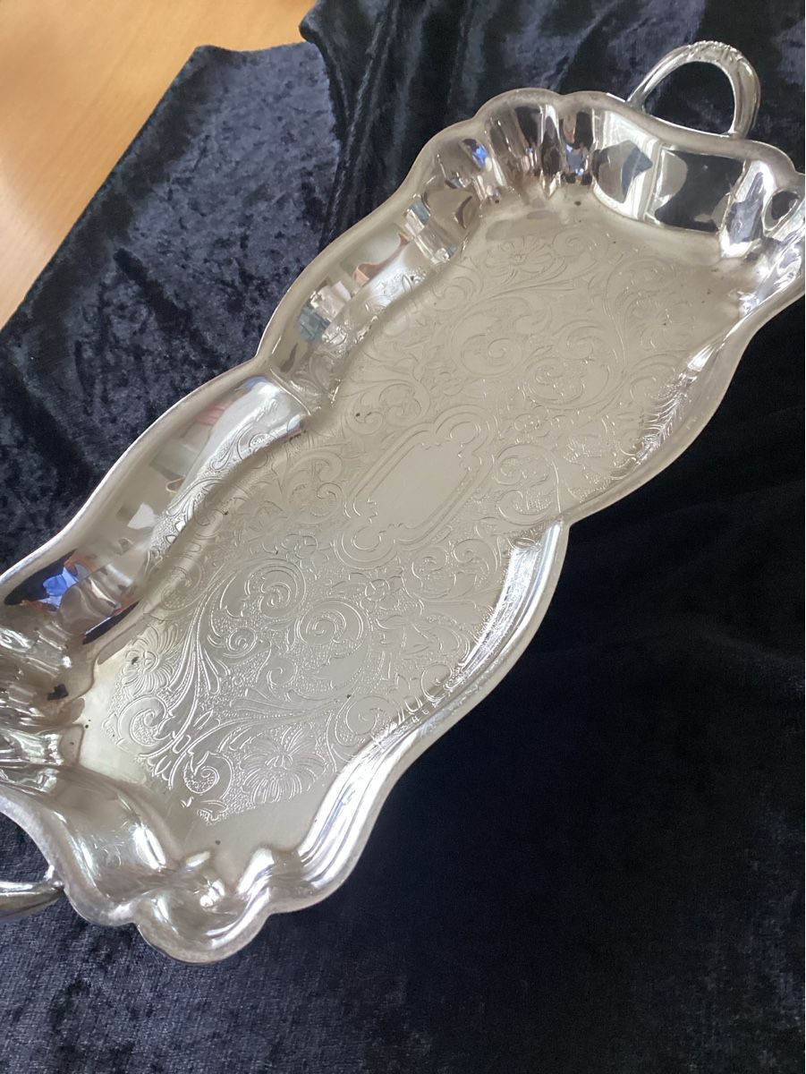 Piatti di portata: Serviertablett „5th Ave Silver Co“versilbert m.Griffen antik – Usato da Nunningen venduto da Vintage59 4