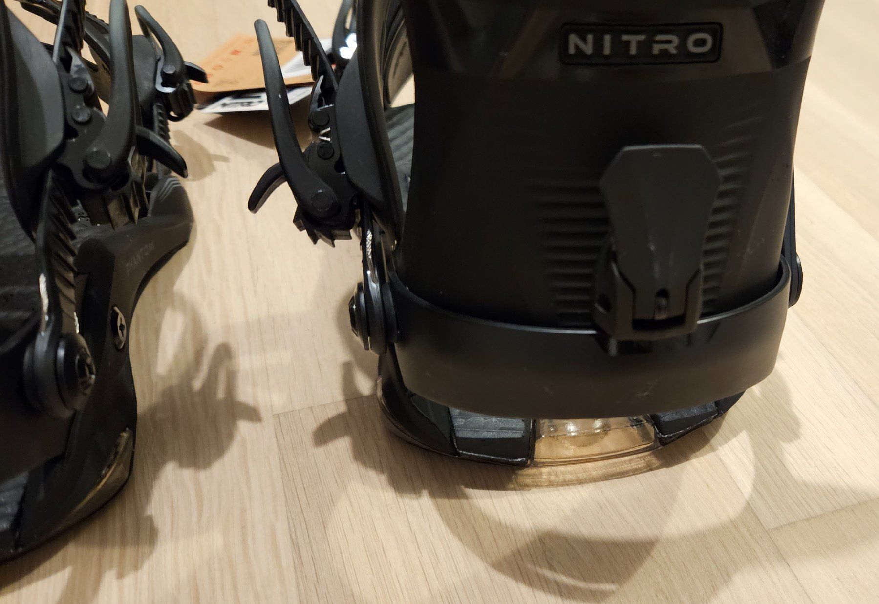 Attacchi: Nitro Phantom M 2026, bindings, like new – Nuovo (secondo la descrizione) da Lausanne venduto da dpo_66kg 4