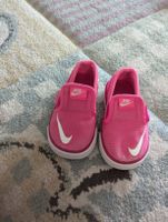 Nike Schuhe Grösse 21