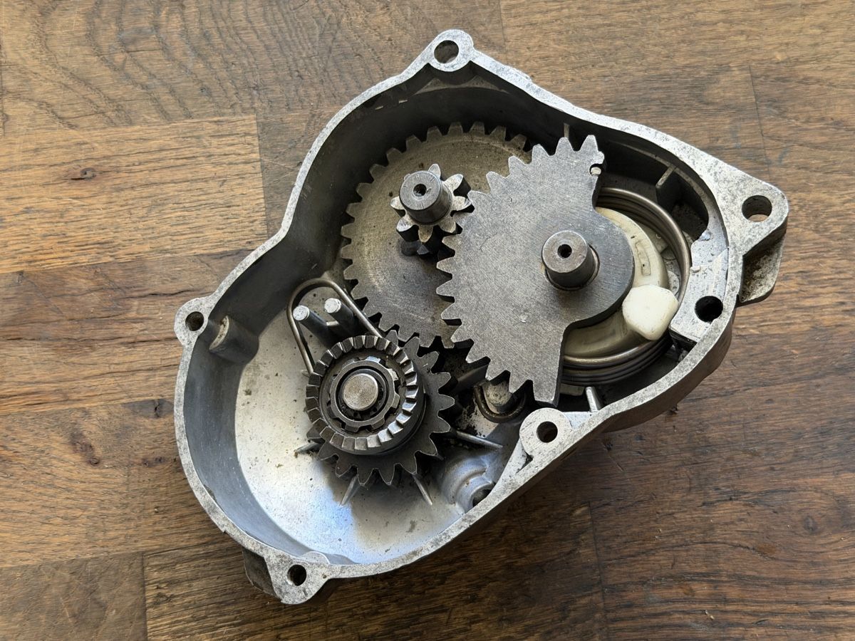 Parti ricambio per ciclomotori: Puch Kickstarterdeckel E50 Kicker – Usato da Bolken venduto da si.x.las 3