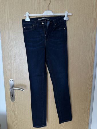 Jeans Marina Yachting 36 