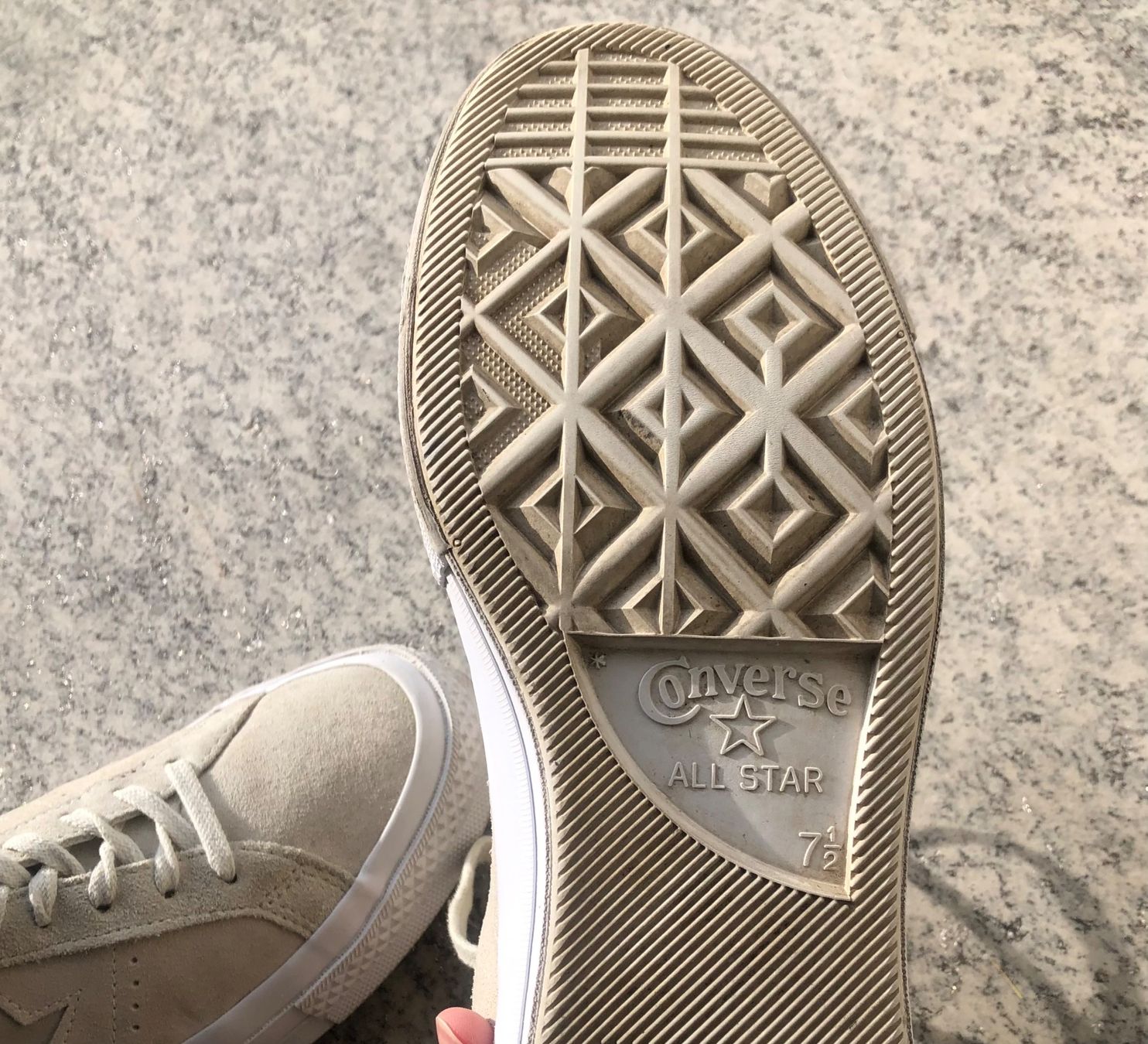 Converse Scarpe da donna: Converse One Star ox - suede beige - 41 – Nuovo (secondo la descrizione) da Lausanne venduto da ami_jjt5 5