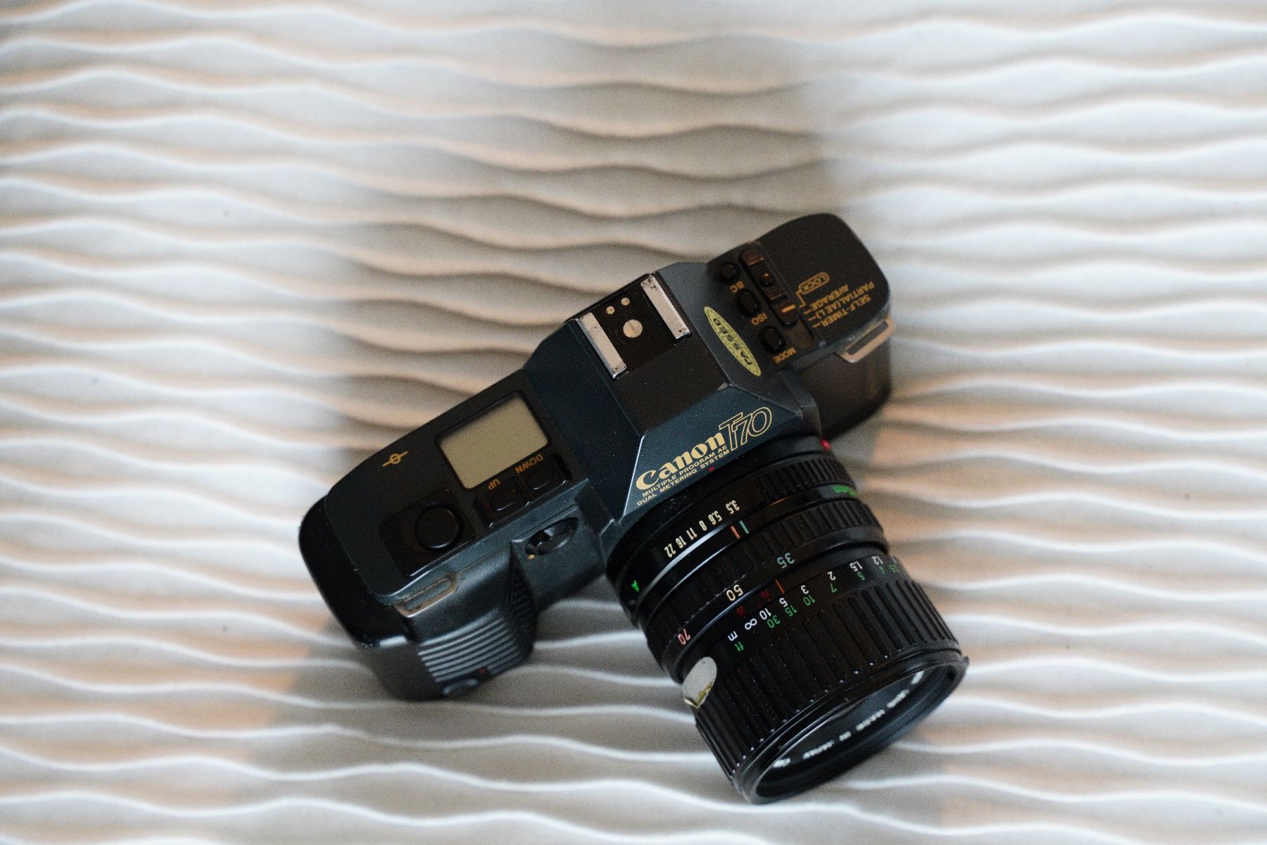 Canon Fotocamera: Canon T70 + 35-70mm 1:3.5-4.5 – Difettoso da Dagmersellen venduto da sim_zqh8 7