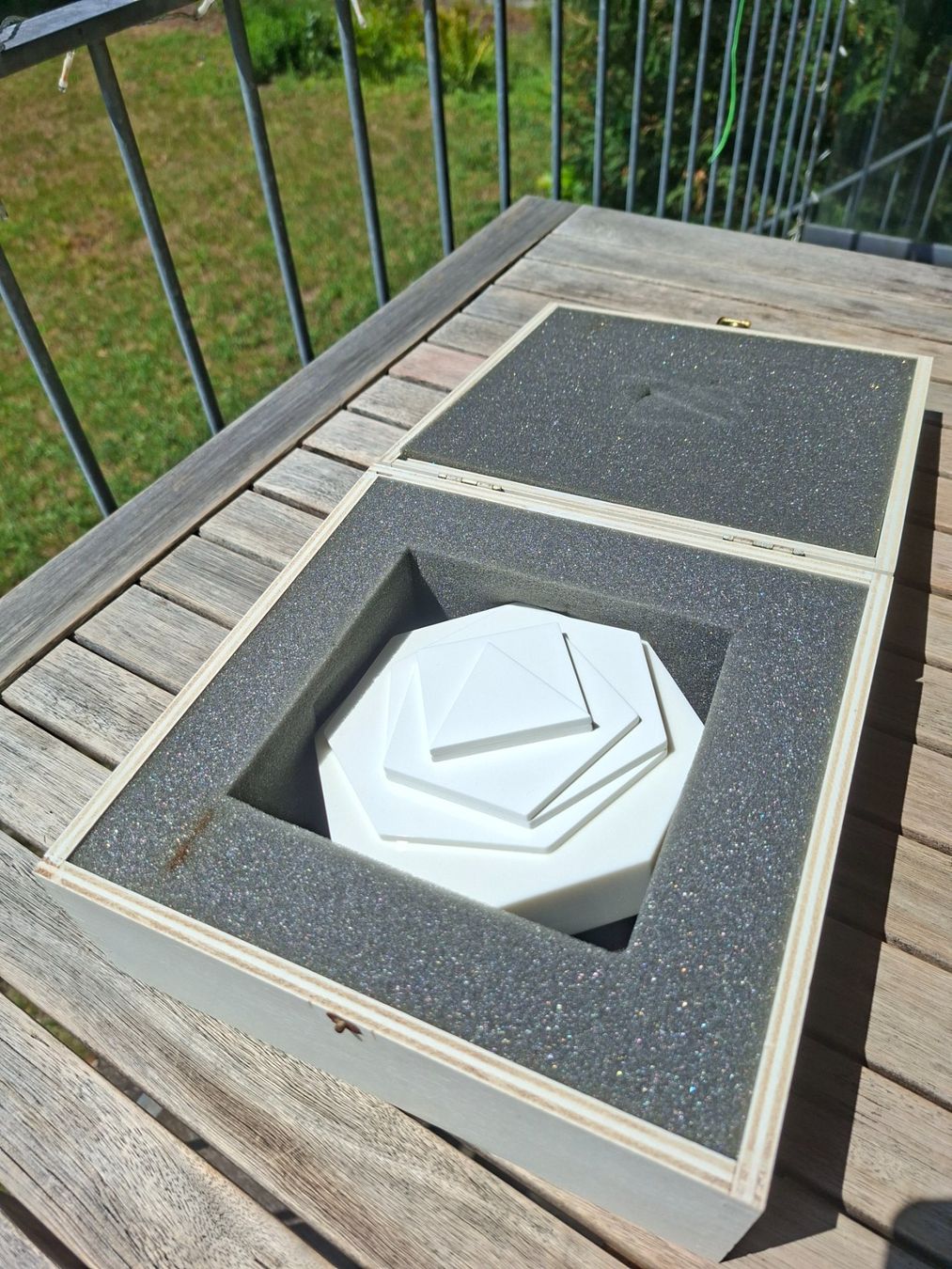 Sculture & Statue: Max Bill, 3-8 Eck, mit Schachtel, Num: e.a. 19/20 – Usato da Luzern venduto da Ouro