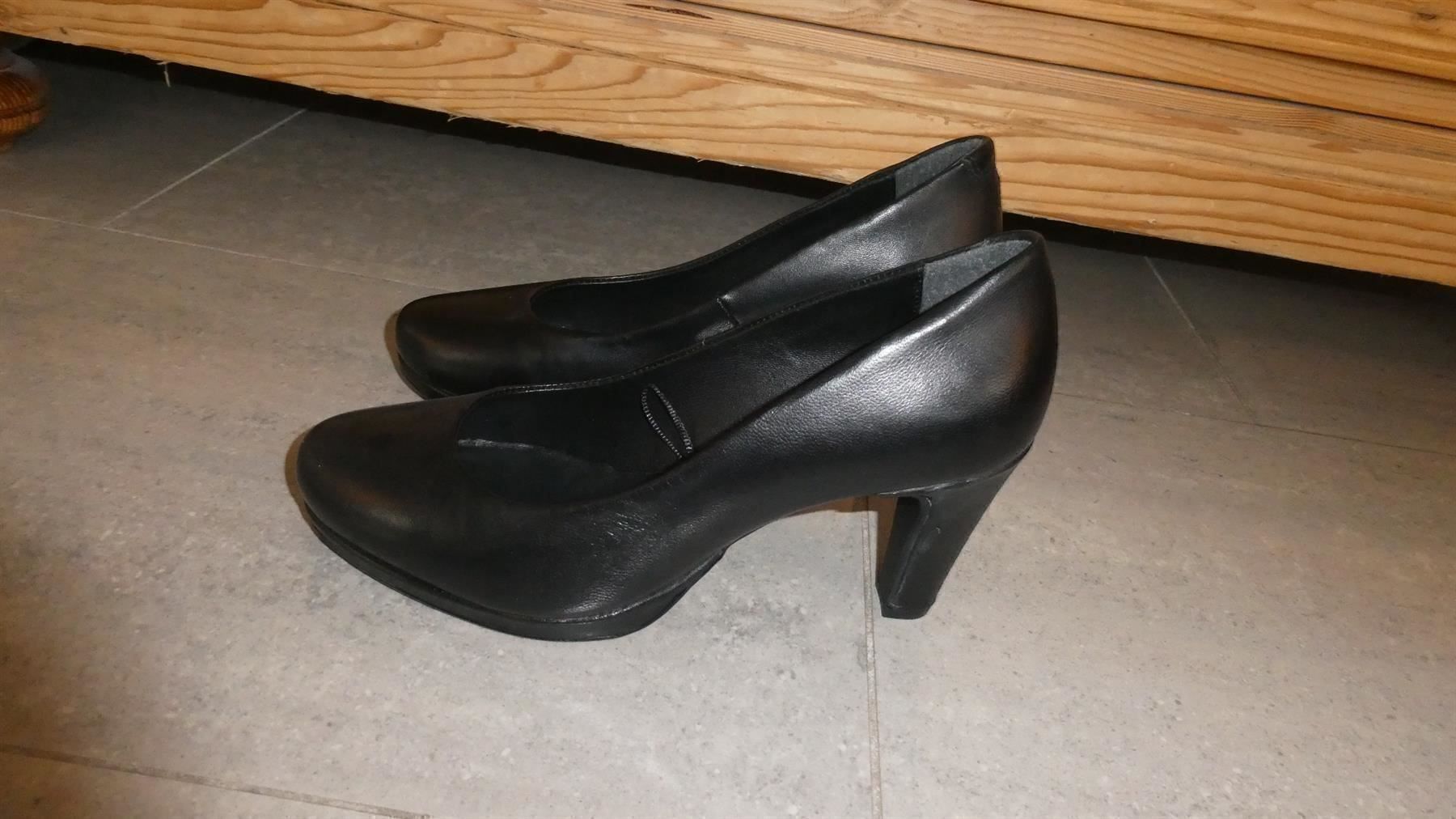 Scarpe da donna: schöne Pumps, Esmara by Heidi Klum – Nuovo (secondo la descrizione) da Wiesendangen venduto da Sinhuk 3