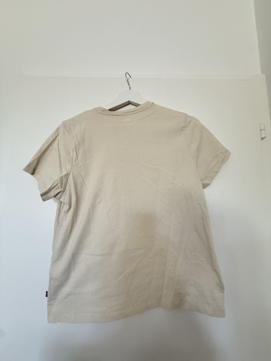 Levi's T-shirt: Levi's T-Shirt beige Grösse M – Usato da Zürich venduto da sin_v92m 2