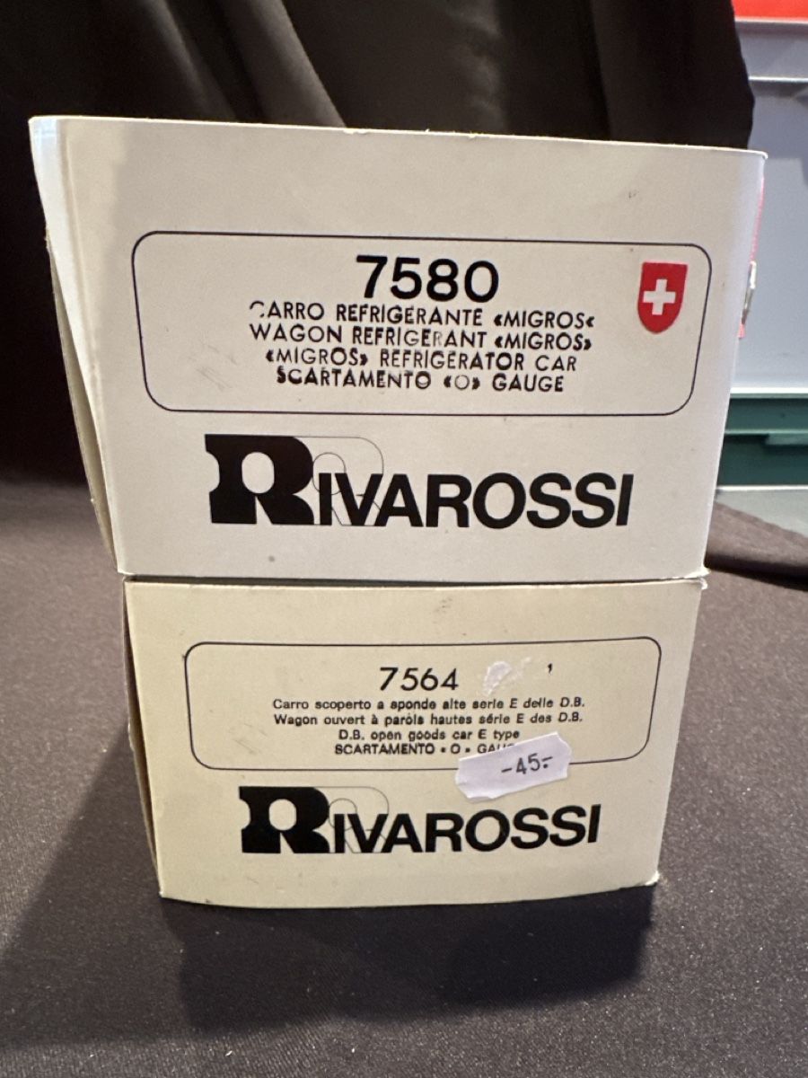 Rivarossi Modellini di ferrovie: Rivarossi Güterwagen 2er Set – Usato da Russikon venduto da Pedro20 1