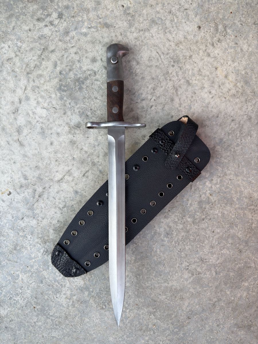 Couteaux militaires: M9 Bajonett mit Custom Kydex-Scheide & Horizontal Carry – D'occasion à Reinach AG par Rousseau_J 2