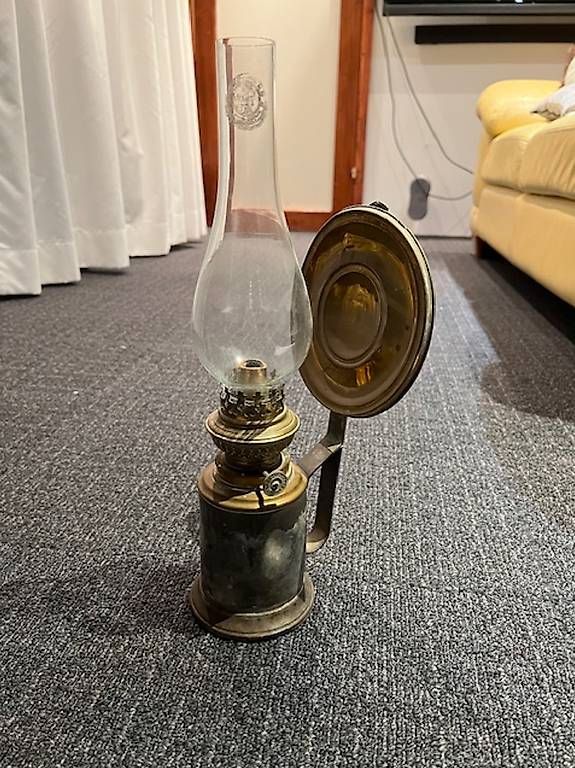 Lampade: Lampe à pétrole ancienne – Usato da Hauterive NE venduto da sofia66 1