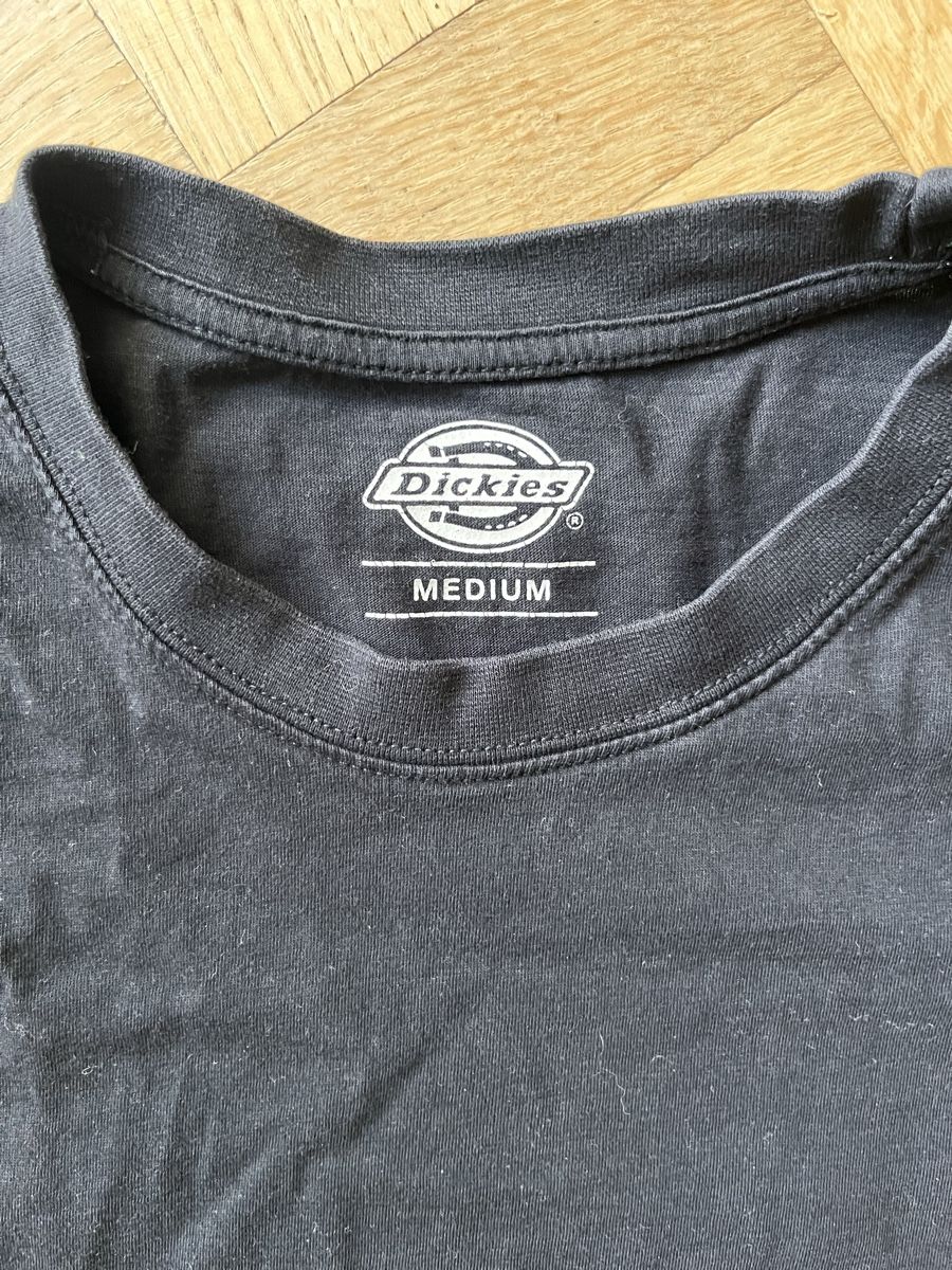 Dickies T-shirts: Dickies T-Shirt – D'occasion à Bern par ann1e 1