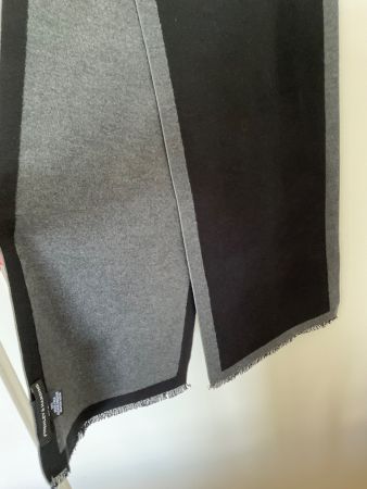 FINSHLEY & HARDING 100% Seiden Schal 30 x ca 180:cm NEU