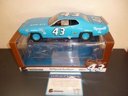 Plymouth RR 1971"Richard Petty" 1:18