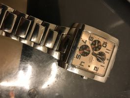 Festina Herrenuhr Chronograph Edelstahlgehäuse/ Swiss Made