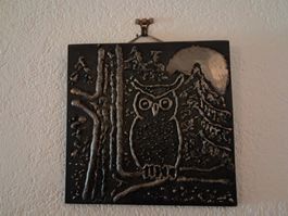 Schweres Wandbild aus massivem Metall – Eule im Mondlicht
