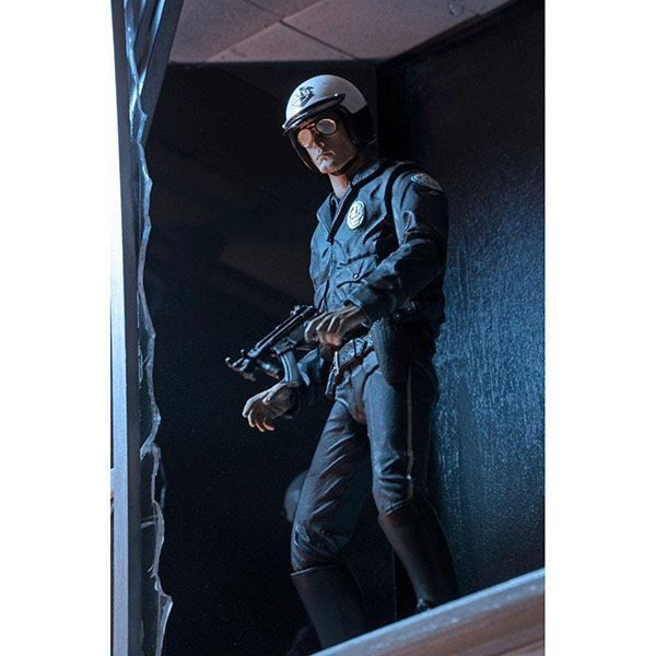 Figuren: NECA: Ultimate Terminator 2 - T-1000 Actionfigur – Neu und originalverpackt aus Zofingen von ActionSpielzeug 7