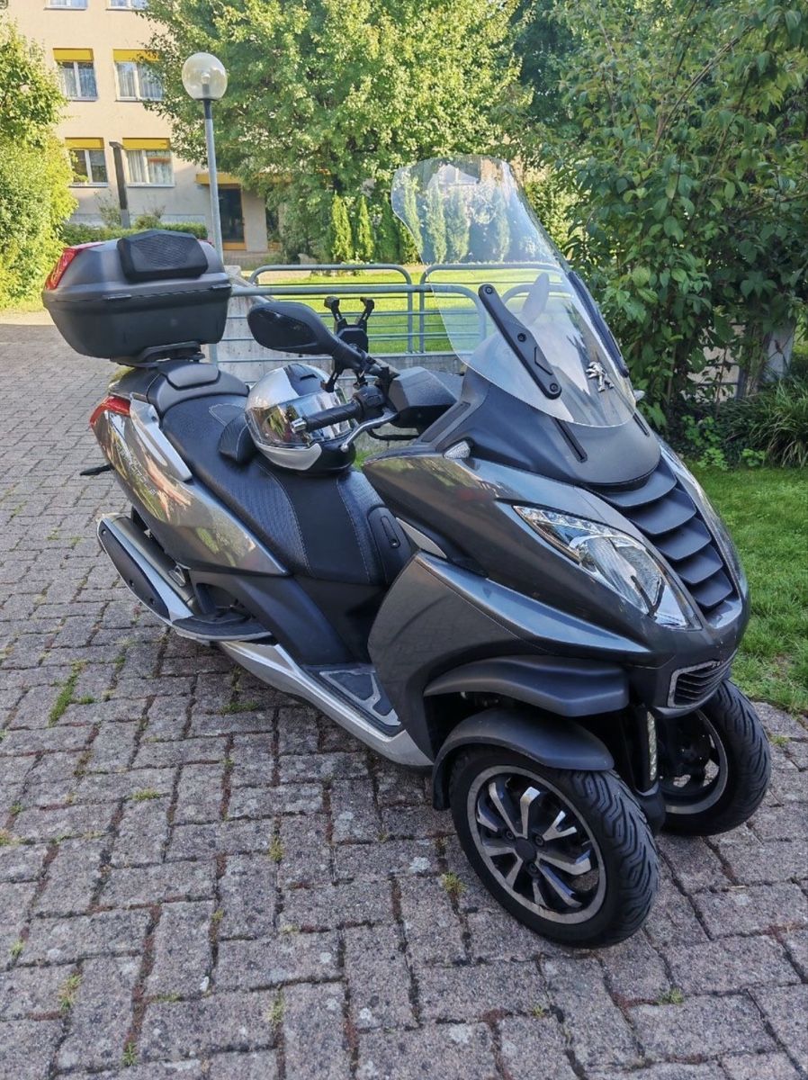 Peugeot Scooters: Peugeout Metropolis 400i – D'occasion à Bolligen par mzahit