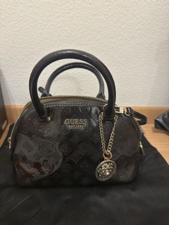 Guess Tasche