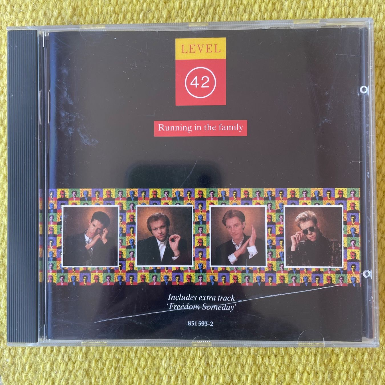 CD: LEVEL 42-RUNNING IN THE FAMILY – Usato da Rorschacherberg venduto da CD-Roli