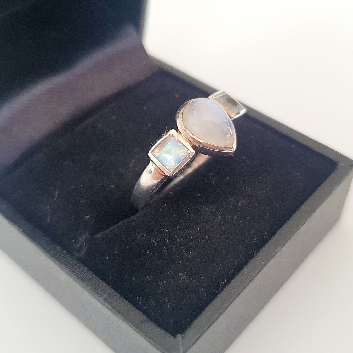 Anelli: Mondstein Ring 925 Sterling Silber, Gr 19mm – Usato da Kreuzlingen venduto da Wunderkiste123 2