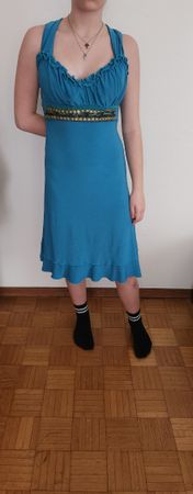 Vestito estivo azzurro con schiena scoperta, taglia S