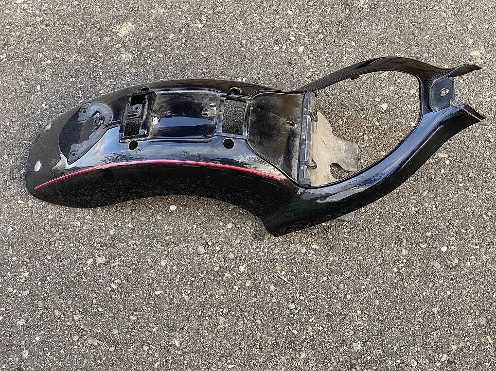 Honda Tutti i ricambio per moto: Heckfender Honda – Usato da Frauenfeld venduto da DuDaDo