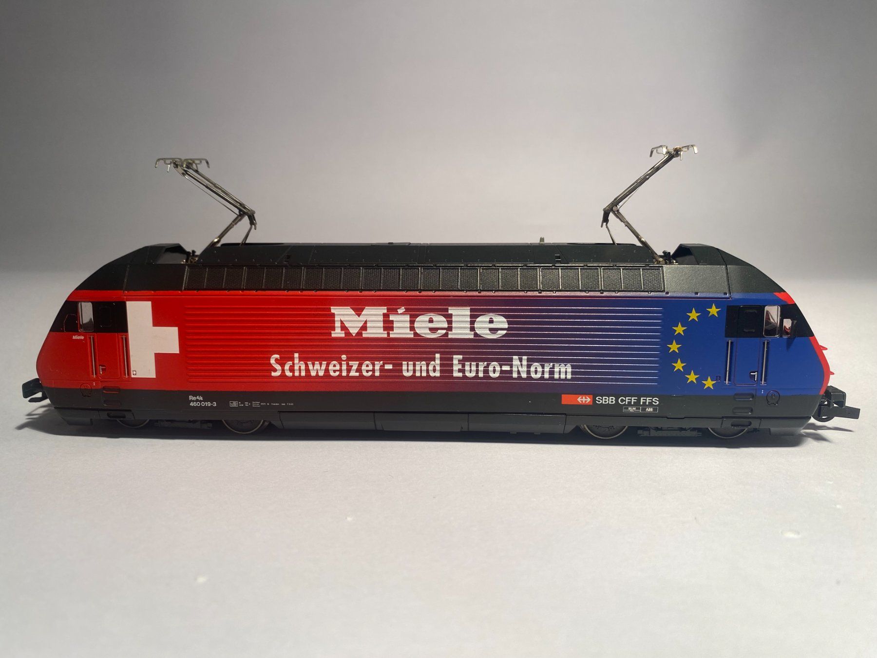 Roco Modellini di ferrovie: ROCO E-Lok SBB RE460 MIELE, DC Analog – Usato da Buchrain venduto da Modellbahn11 1