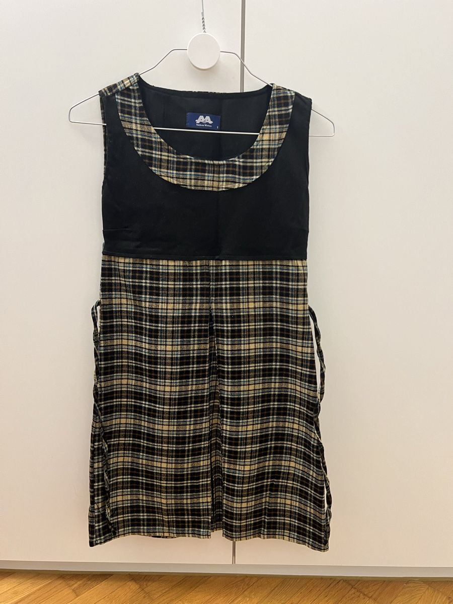Kleider: Wool dress – Gebraucht aus Adliswil von avatar83
