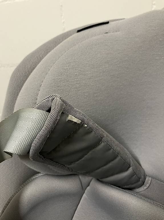 Maxi-Cosi Seggiolini per auto: Autositz Maxi-Cosi Pearl Pro i-Size – Usato da Möriken AG venduto da gebrauchte-Moebel 4