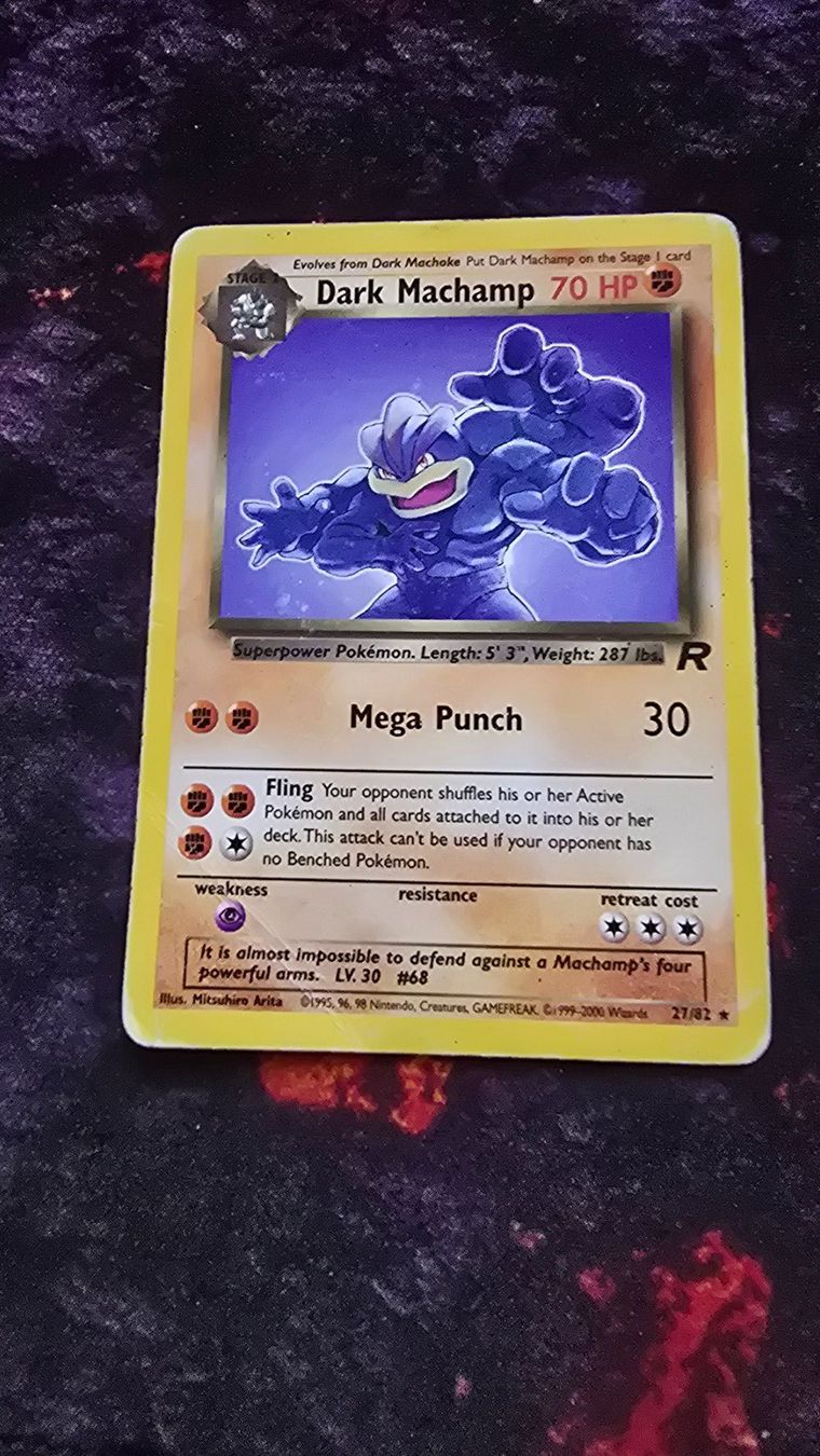 Pokémon Cartes à collectionner: Dunkles Machomei – D'occasion à Dietikon par Jujuba