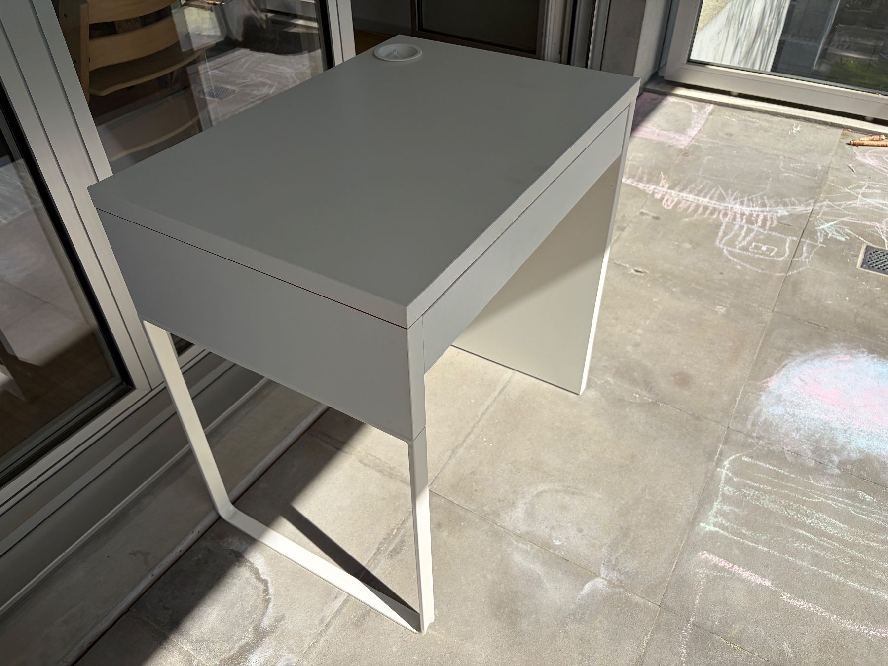 Ikea Scrivanie: IKEA Schreibtisch – Usato da St Gallen venduto da ger_f2bk 1