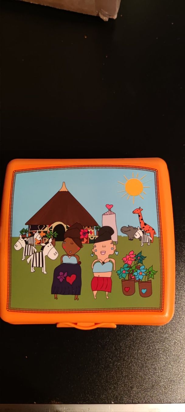 Tupperware Contenitori & Simili: Tupper Sandwichbox Afrika – Nuovo e nell'imballaggio originale da Schweizersholz venduto da fuchs06 1