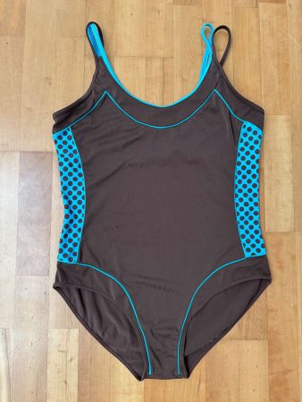 Eleganter Badeanzug ganz zum sagenhaften Preis