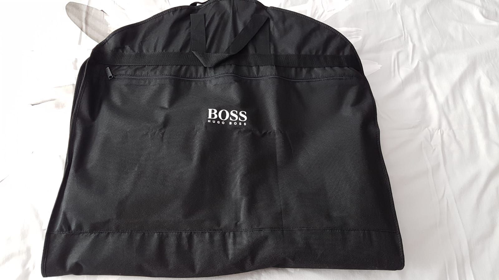 Hugo Boss Completi: Herrenanzug Hugo Boss Gr.46 neu. – Nuovo e nell'imballaggio originale da Zürich venduto da ata_c8nh 9