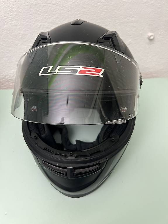 Helme & Visiere: LS2 Motorradhelm Integralhelm  Grösse XL  schwarz – Gebraucht aus Dietikon von DStella66 2