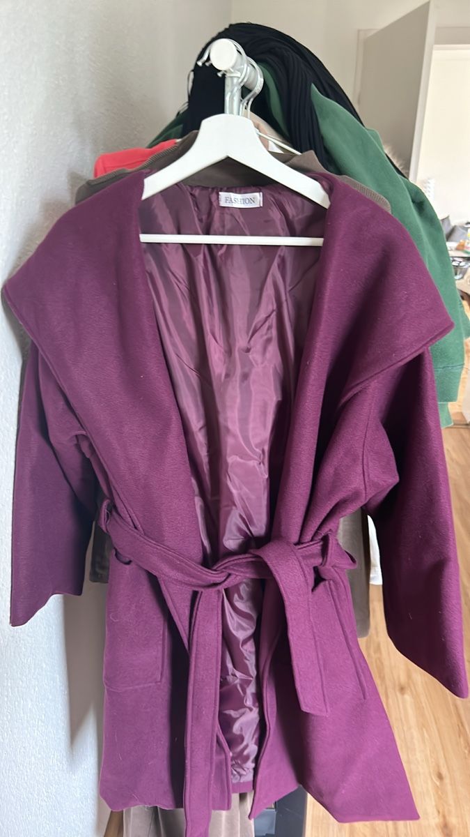 Giacche & Cappotti: Autumn coat for Women – Usato da Winterthur venduto da kar_5kzx