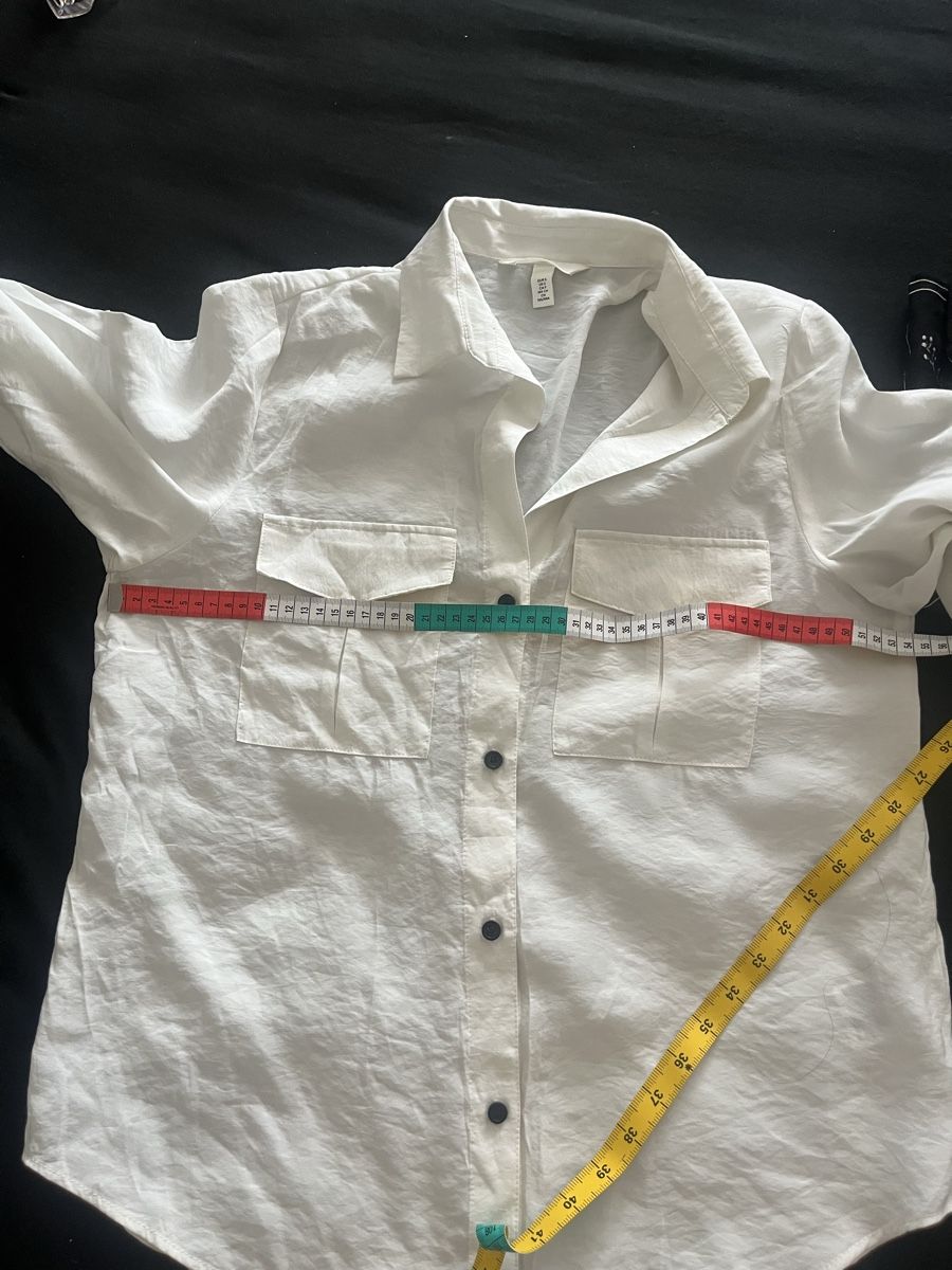 Kleiderpakete: Bluse und Hose Blumenmuster schwarz/weiss  – Neu (gemäss Beschreibung) aus Olten von sae_82z2 5