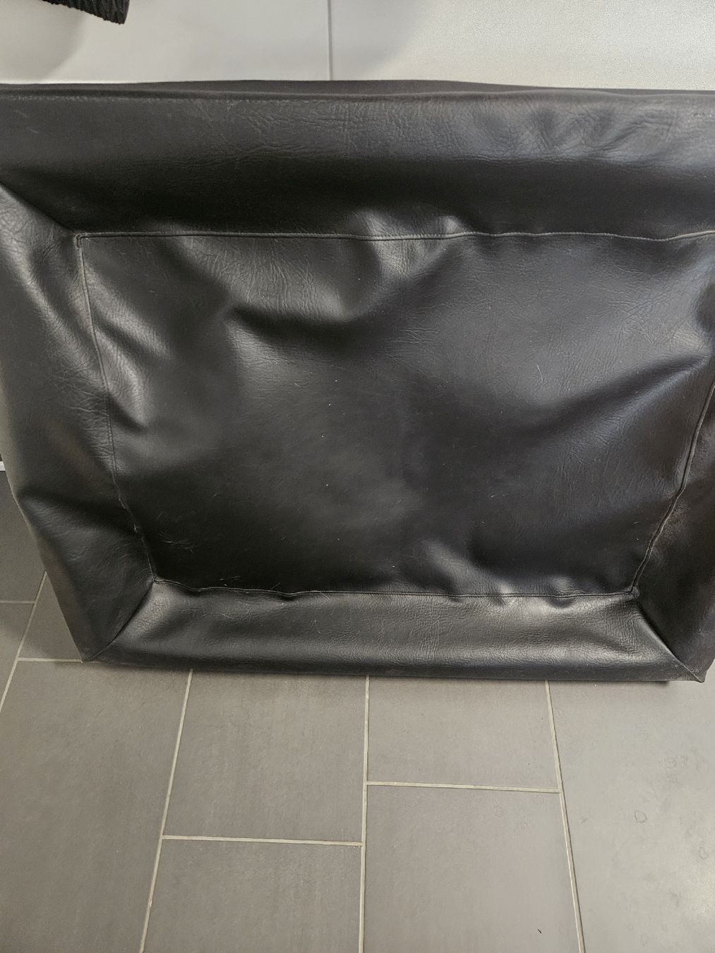 Cucce & Letti: Hundebett Kunstleder!  – Usato da Weiningen ZH venduto da FIBI22