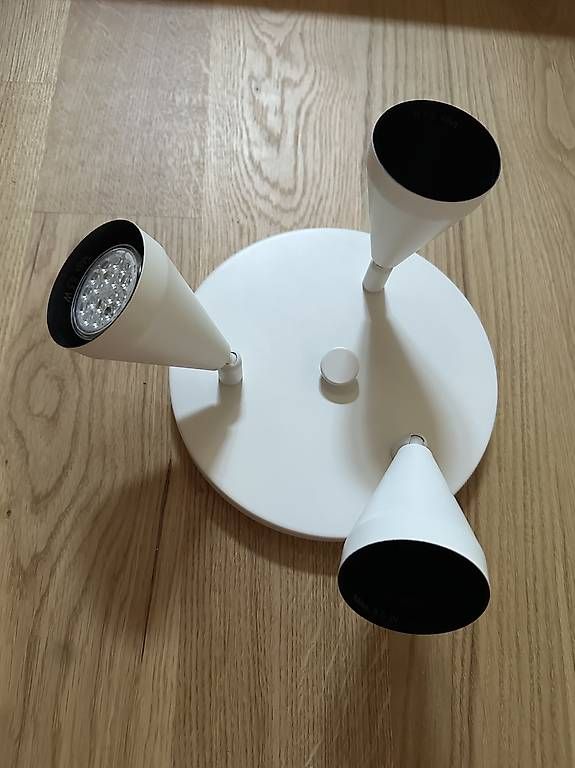 Lampadari & plafoniere: Drei Spot Lampe – Usato da Oberwangen TG venduto da Samsells