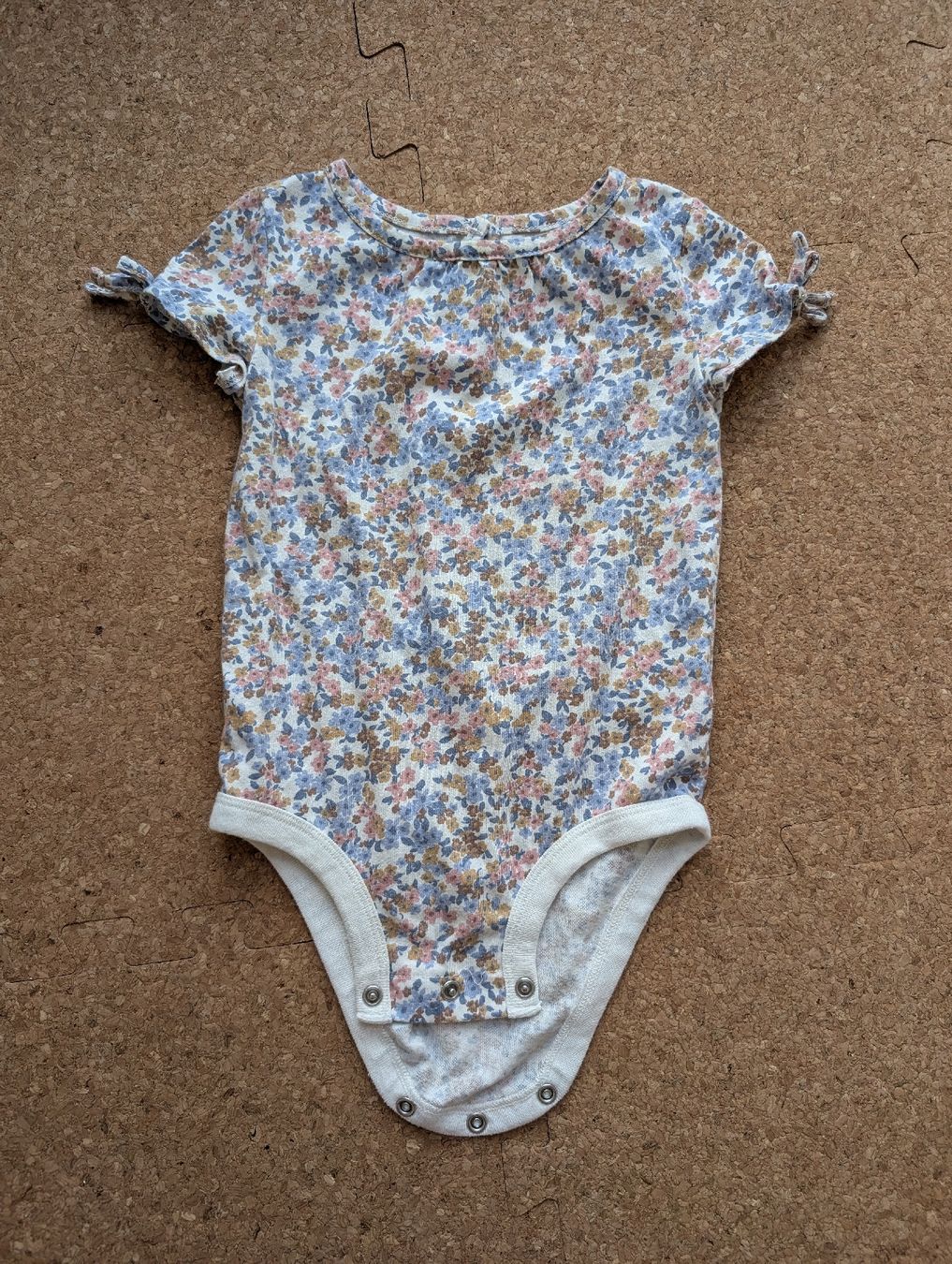 Camicie, Top & T-shirt: Body taille 86  – Usato da Meyrin venduto da jes_yr5m