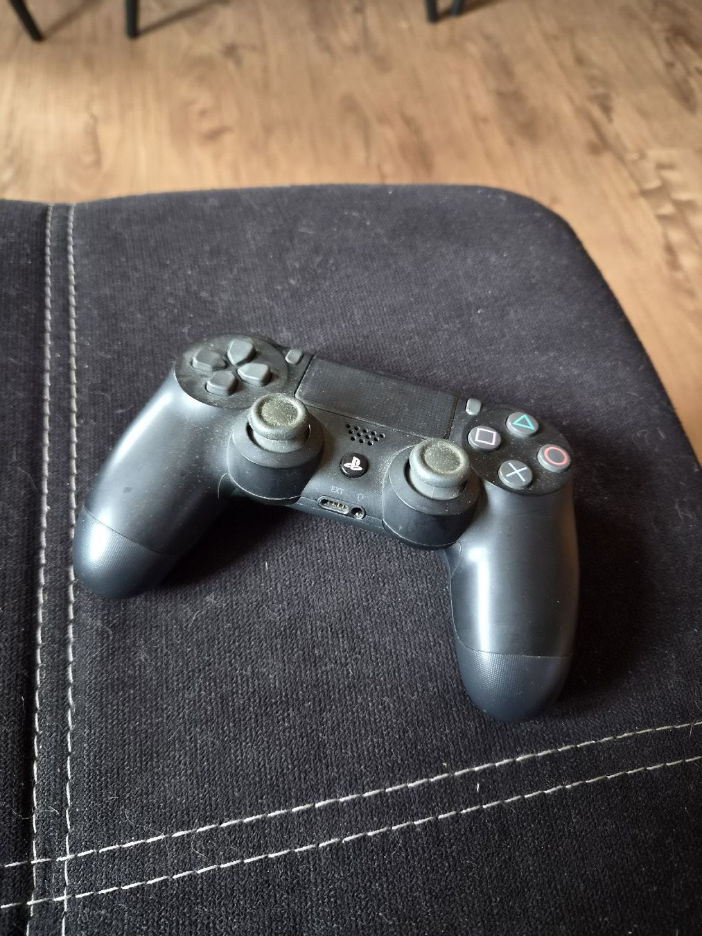 Sony Console: Playstation 4 Controller – Usato da Kappelen venduto da Patb94