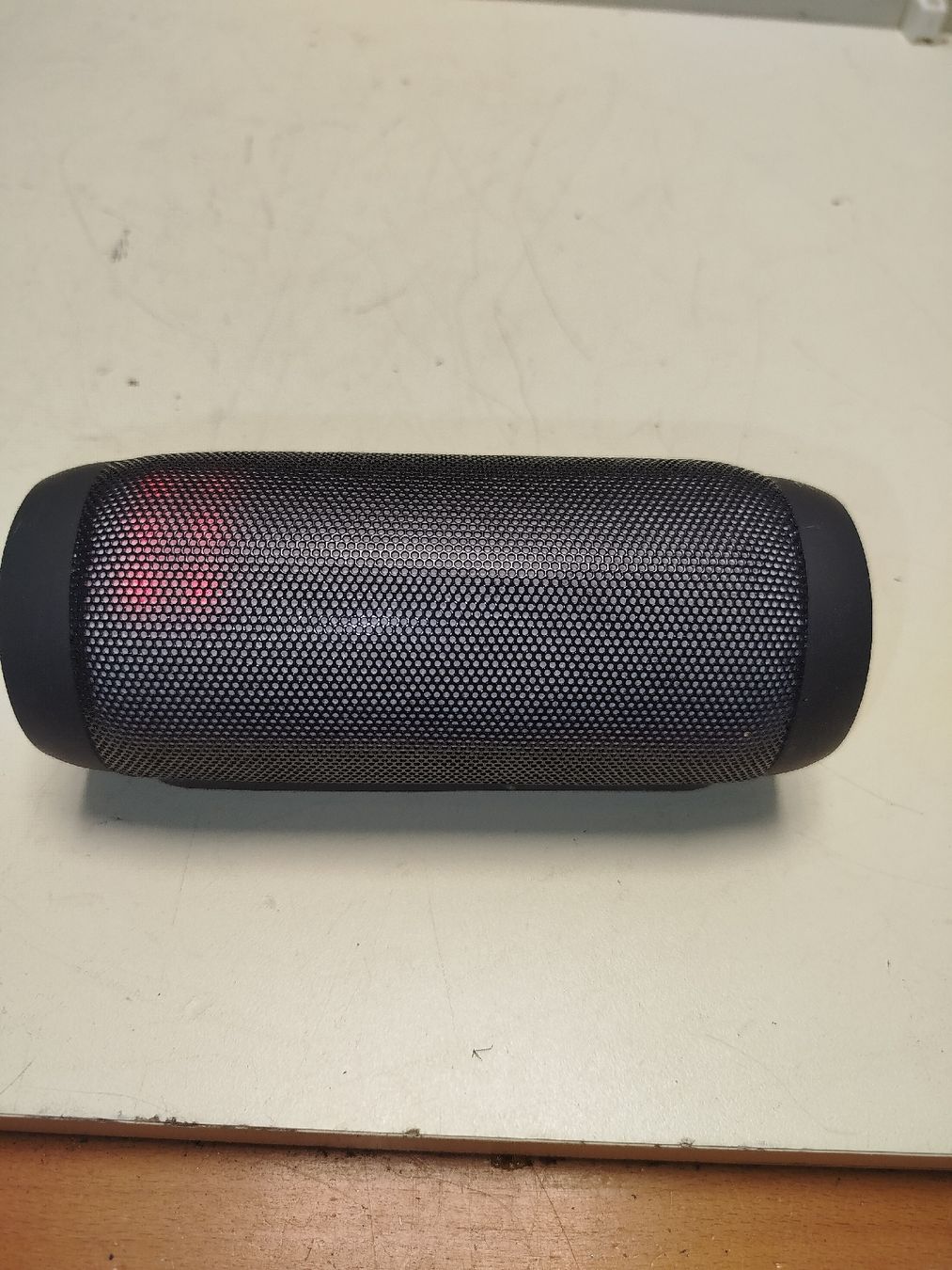 Lautsprecher: AEC Bluetooth Lautsprecher mit Lichteffekten - (em55) – Gebraucht aus Künten von Schnaepplihuus 5