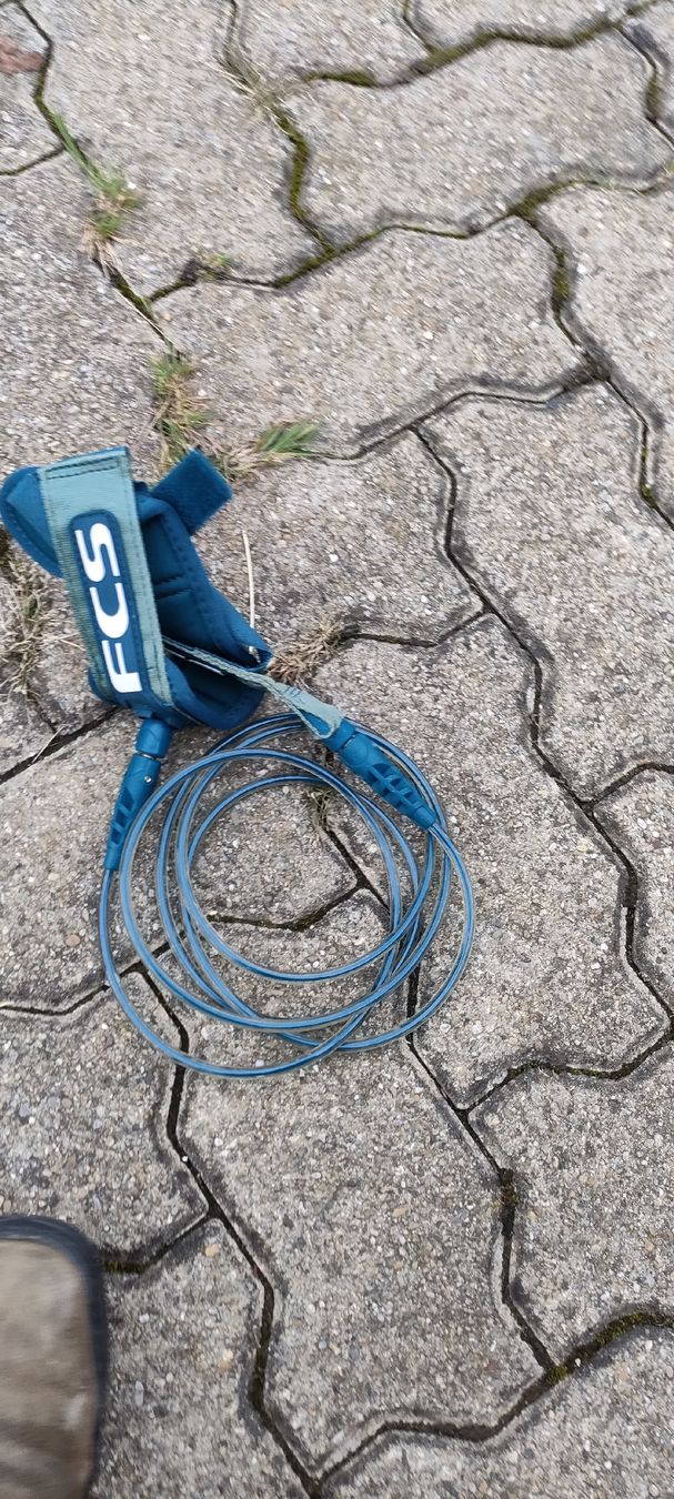 Surfboards & Schwimmbrette: FCS Surfboard Leash SUP – Gebraucht aus Rüti ZH von alexvoirol 1