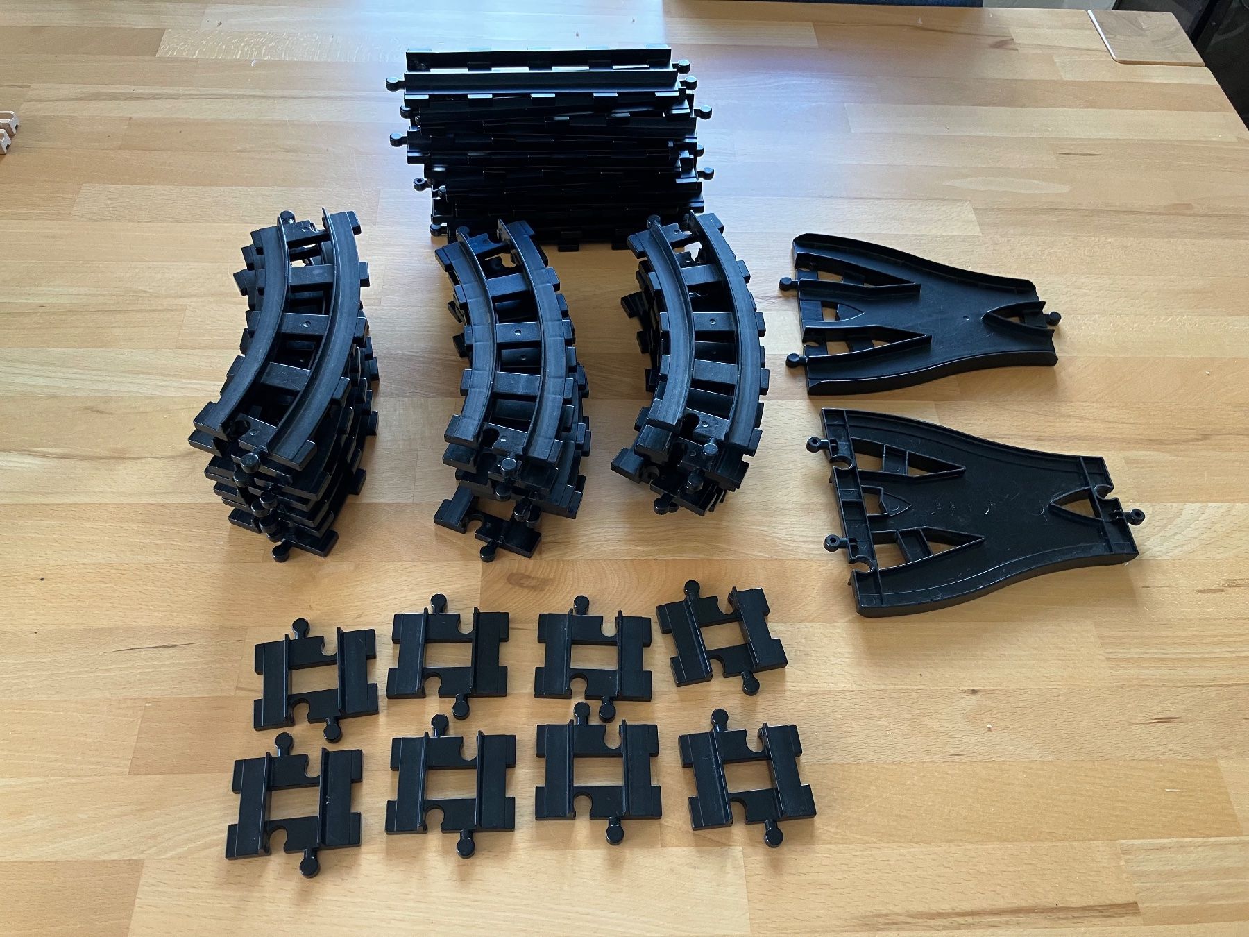 Lego Giocattoli: Duplo Schienen schwarz – Usato da Olten venduto da Dickbrave