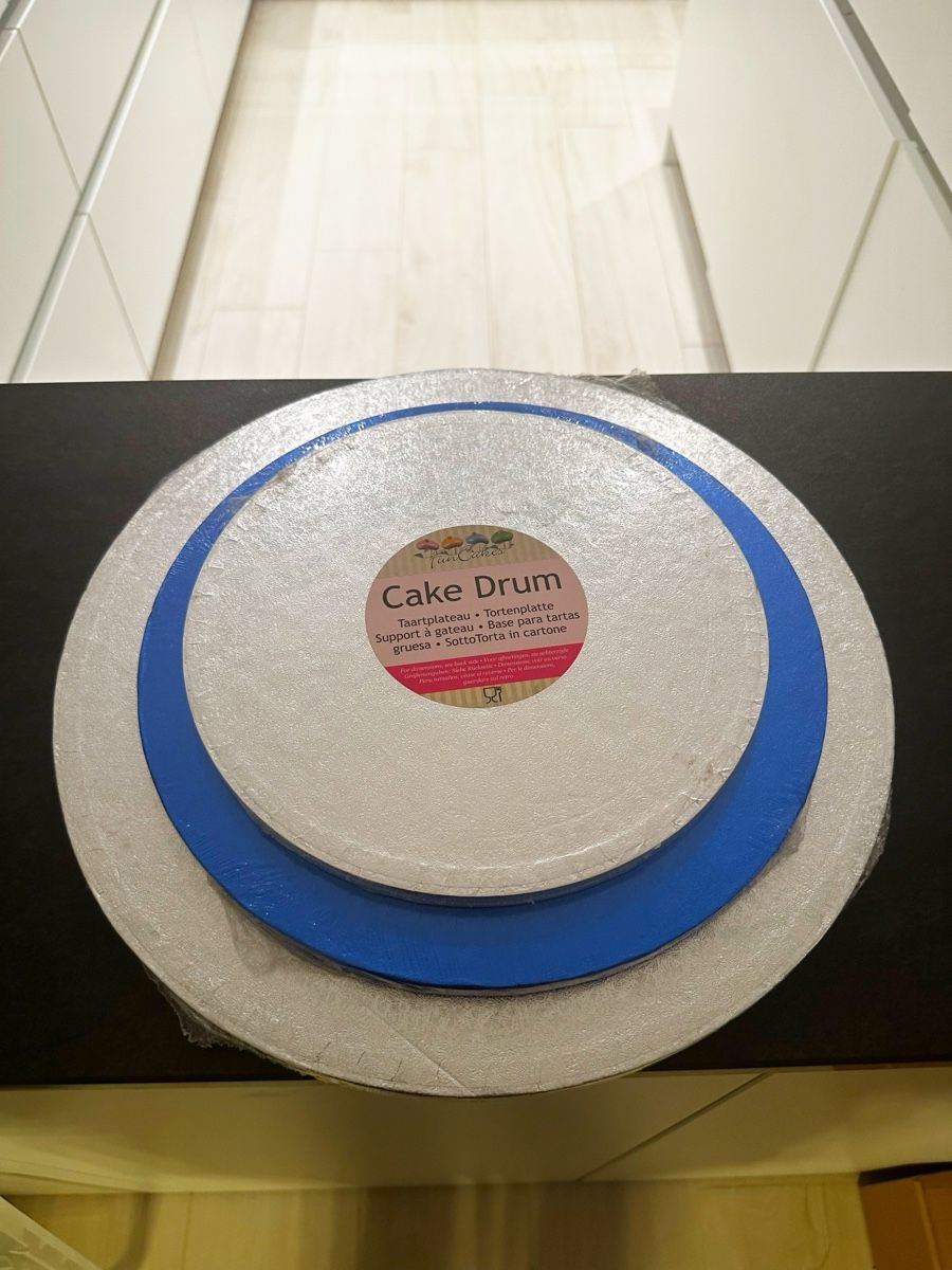Piatti di portata: 3 Cake Drum Tortenplatten 1cm hoch – Nuovo e nell'imballaggio originale da Eglisau venduto da Brewster1