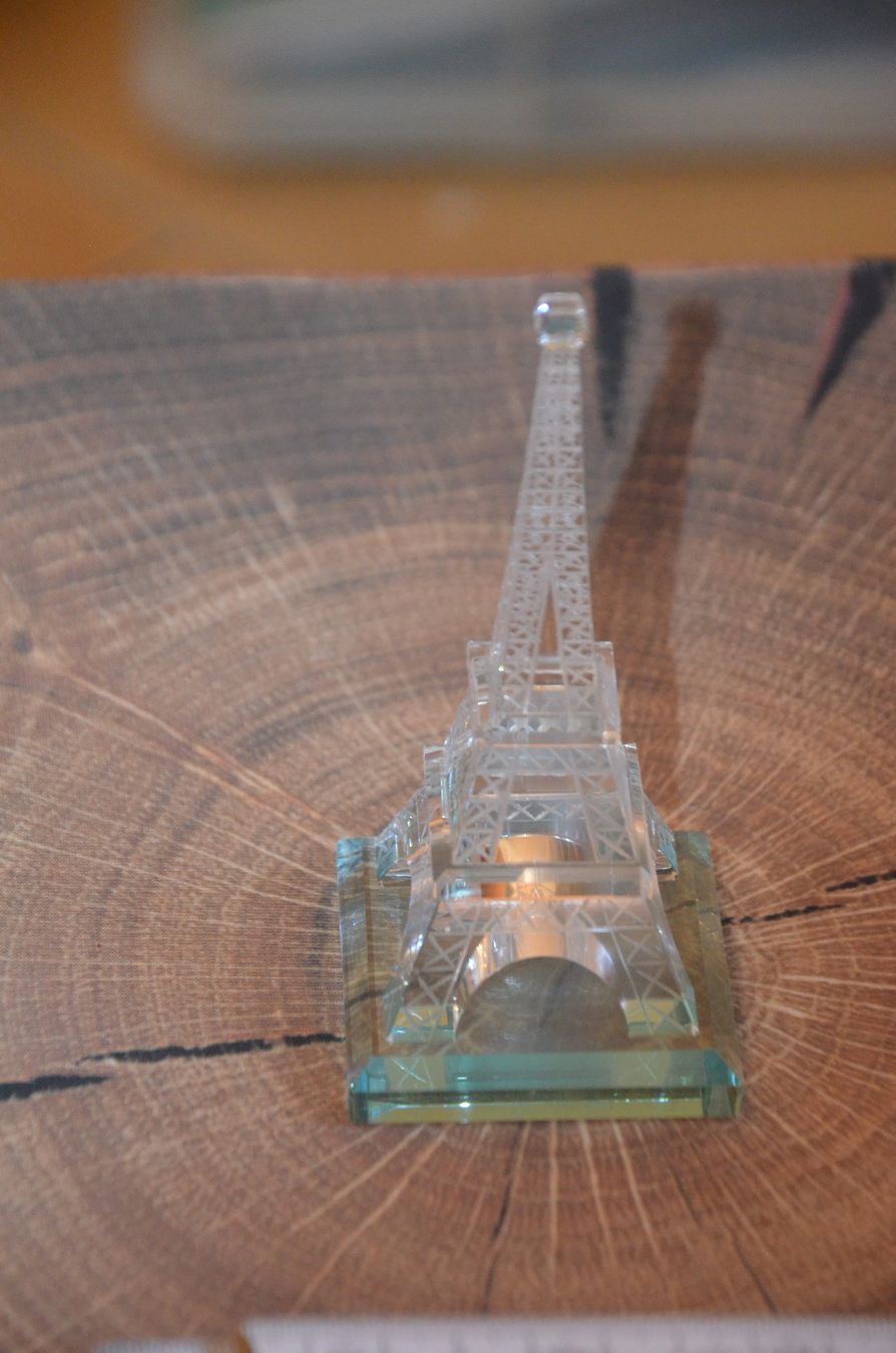 Tutte le decorazioni: DEKO GLAS TOUR EIFFEL – Nuovo (secondo la descrizione) da Chiasso venduto da Dolly015