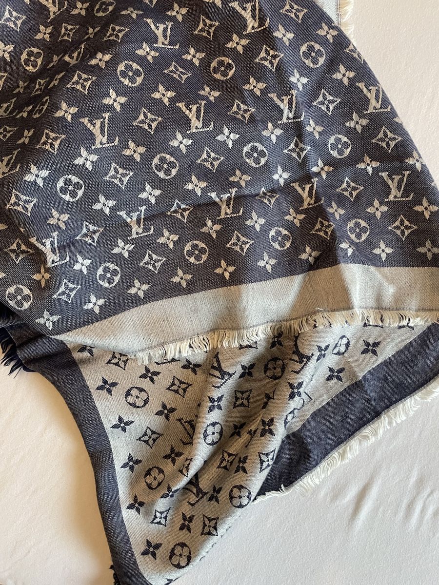 Louis Vuitton Foulard & Sciarpe: Louis Vuitton Schal / Neupreis CHF 540.- – Nuovo (secondo la descrizione) da Oberarth venduto da abi127 4